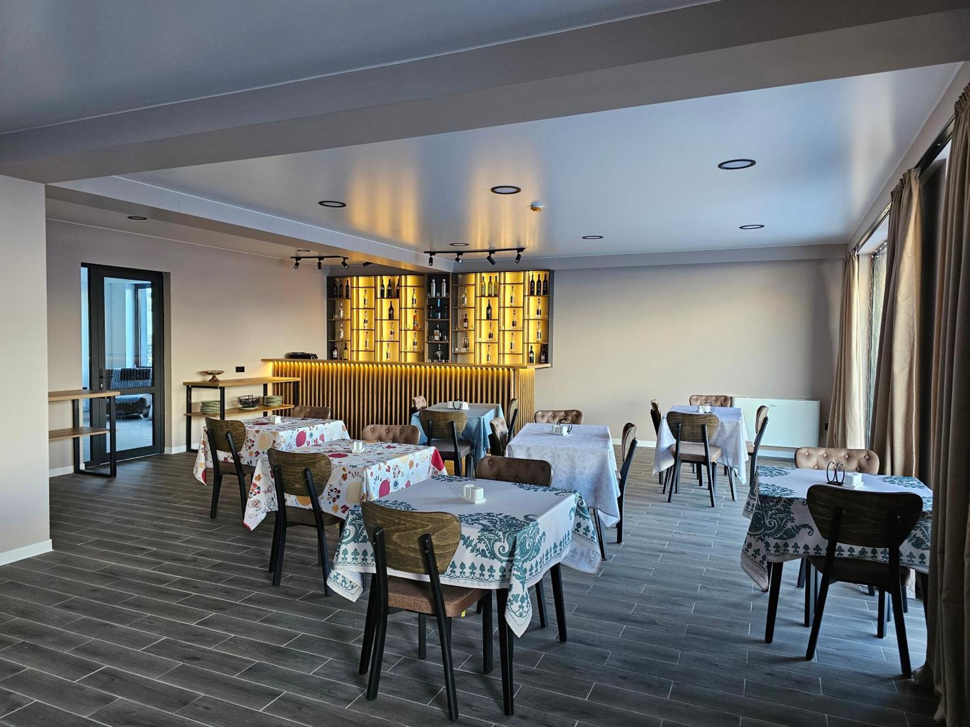 Kazbegi Hotel Grand View エクステリア 写真