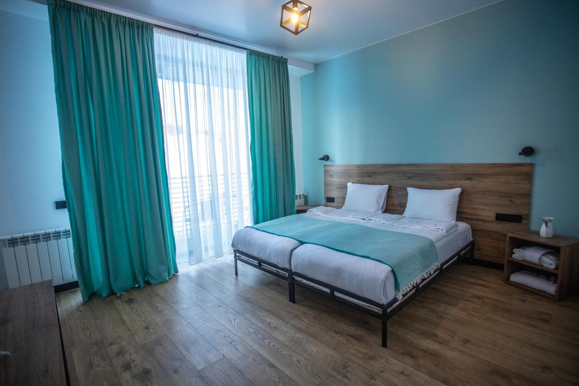 Kazbegi Hotel Grand View エクステリア 写真
