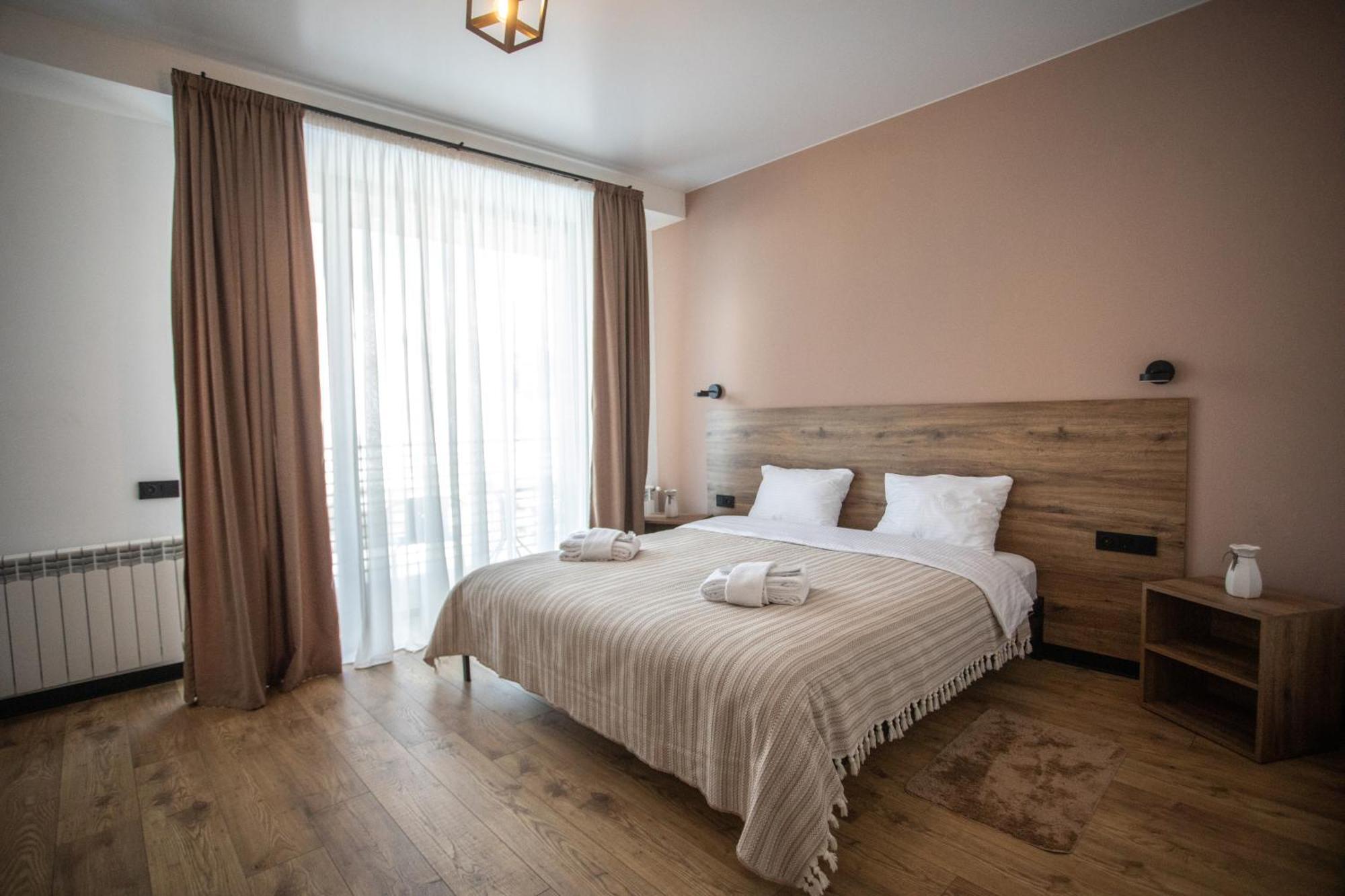 Kazbegi Hotel Grand View エクステリア 写真
