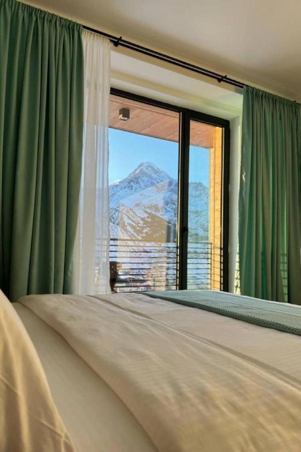 Kazbegi Hotel Grand View エクステリア 写真